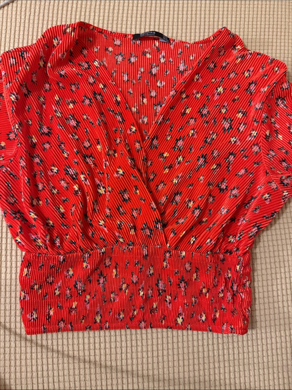 Bershka Red Floral V-Neck Crop Top